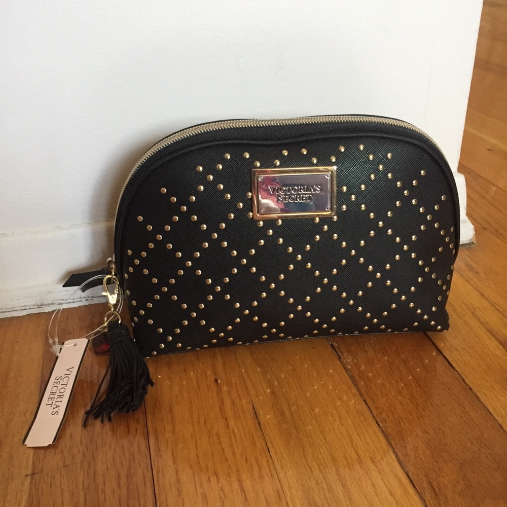 NWT Victoria’s Secret Cosmetic Bag
